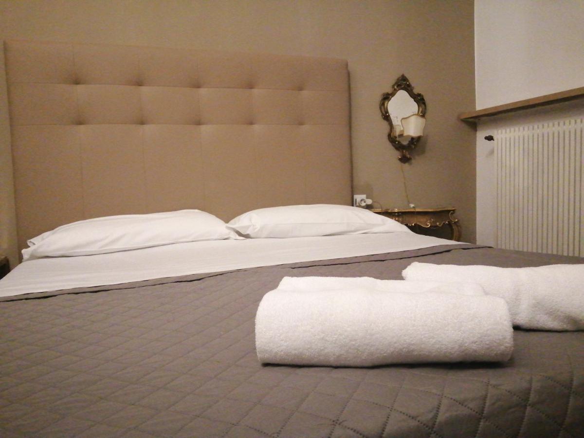 bellaria Bed & Breakfast Voghera Dış mekan fotoğraf